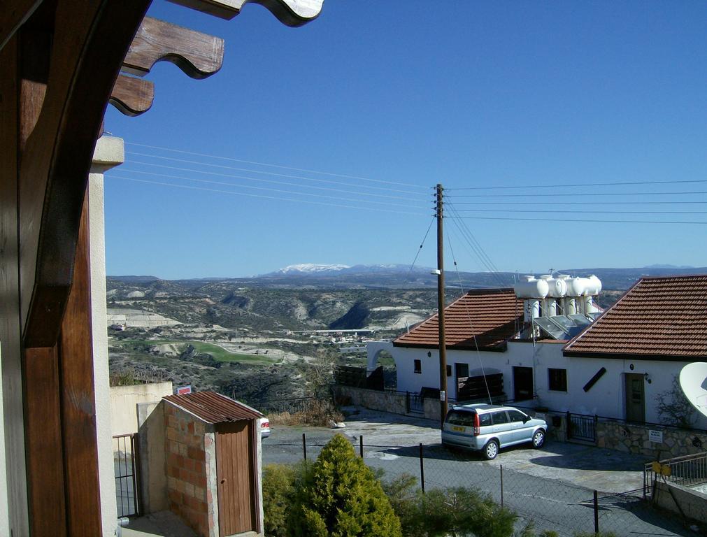 Patriko Village Home Pissouri Exterior photo